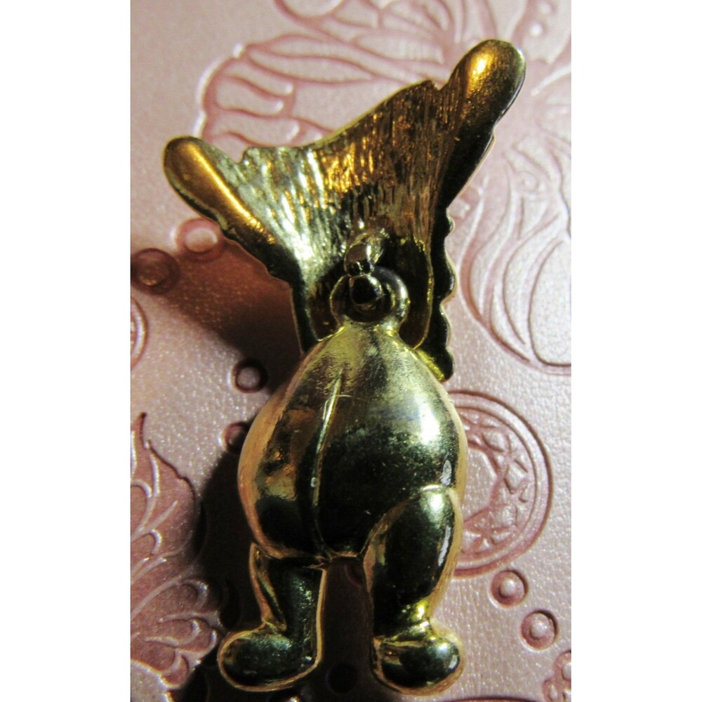 Disney Winnie the Pooh Charm Pendant 1.5 " Licensed Disney Gold Tone Movable - Picture 9 of 9